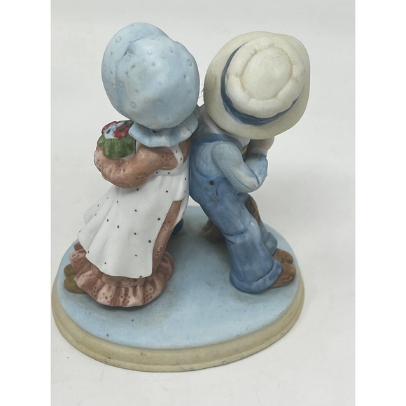 1978 Holly Hobbie Designers Collection Loving Ways Figurine - Picture 4 of 8